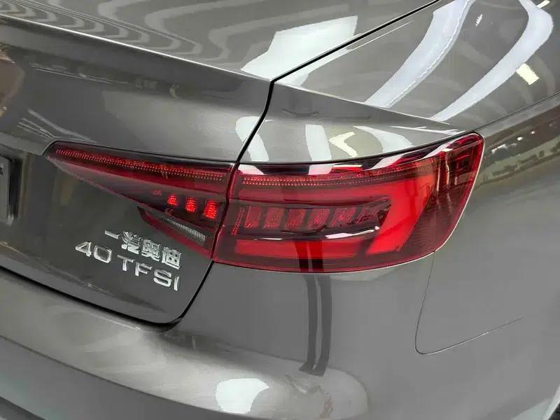 Audi A4L 2018 30th Anniversary Edition 40 TFSI Progressive — миниатюра 22