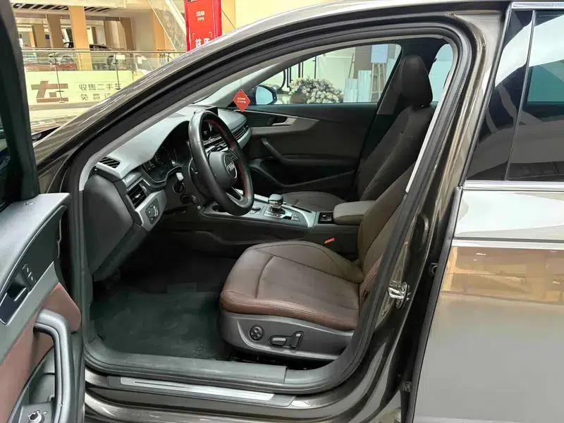 Audi A4L 2018 30th Anniversary Edition 40 TFSI Progressive — миниатюра 31