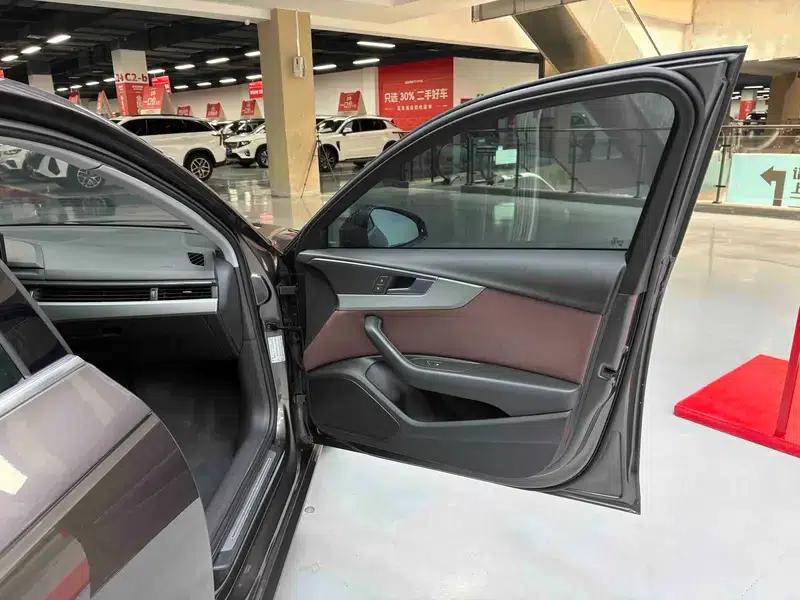 Audi A4L 2018 30th Anniversary Edition 40 TFSI Progressive — миниатюра 41