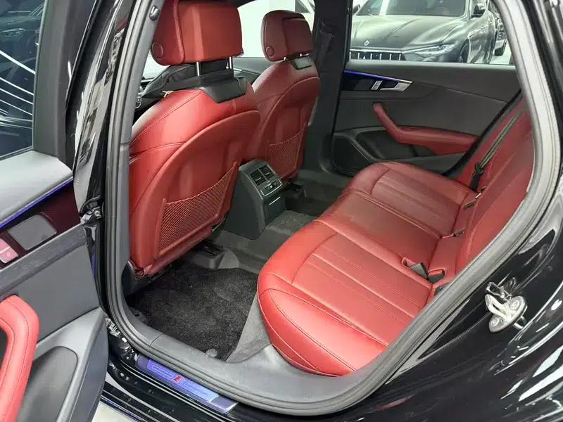 Audi A4L 2025 2 Million Unit Enjoyment Edition 40 TFSI Luxury Dynamic Model — миниатюра 14