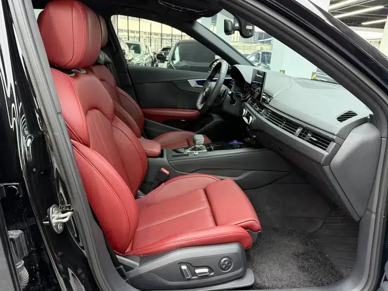 Audi A4L 2025 2 Million Unit Enjoyment Edition 40 TFSI Luxury Dynamic Model — миниатюра 16