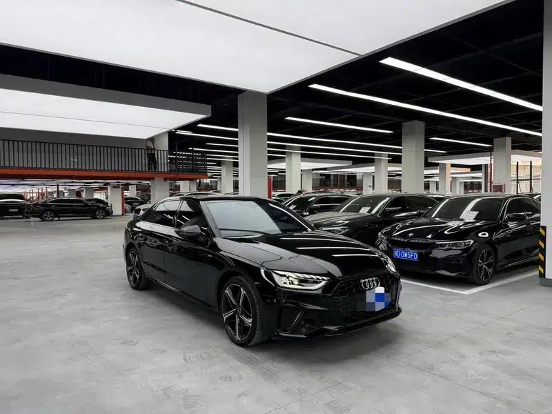 Audi A4L 2025 2 Million Unit Enjoyment Edition 40 TFSI Luxury Dynamic Model — миниатюра 3