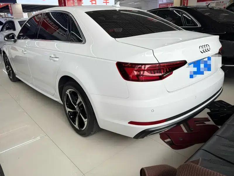 Audi A4L 2018 30th Anniversary Edition 40 TFSI Progressive — миниатюра 4
