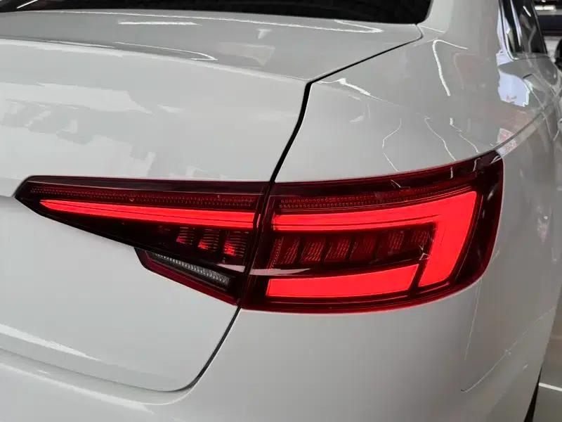 Audi A4L 2018 30th Anniversary Edition 40 TFSI Progressive — миниатюра 8