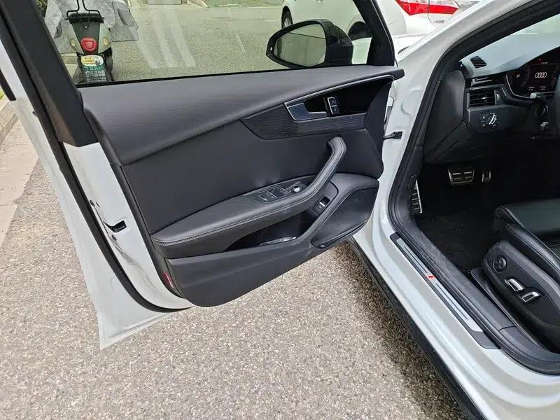 Audi A4L 2024 40 TFSI Luxury Dynamic — миниатюра 16