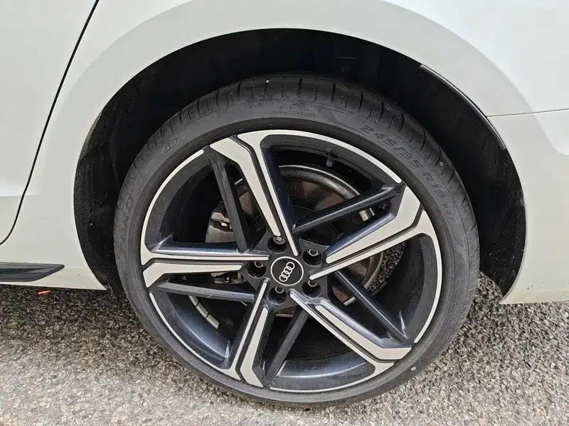 Audi A4L 2024 40 TFSI Luxury Dynamic — миниатюра 20