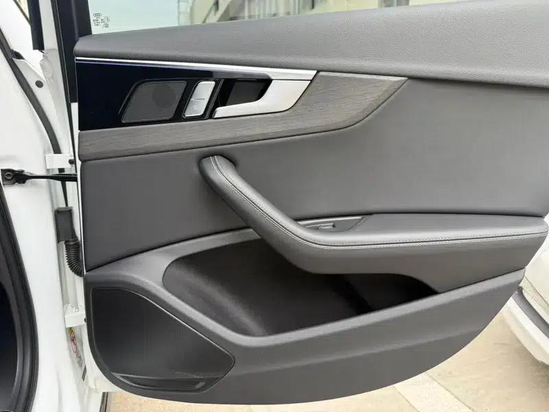 Audi A4L 2022 40 TFSI Luxury Dynamic — миниатюра 20