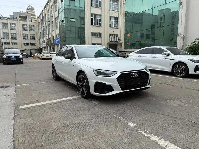 Audi A4L 2022 40 TFSI Luxury Dynamic — миниатюра 3