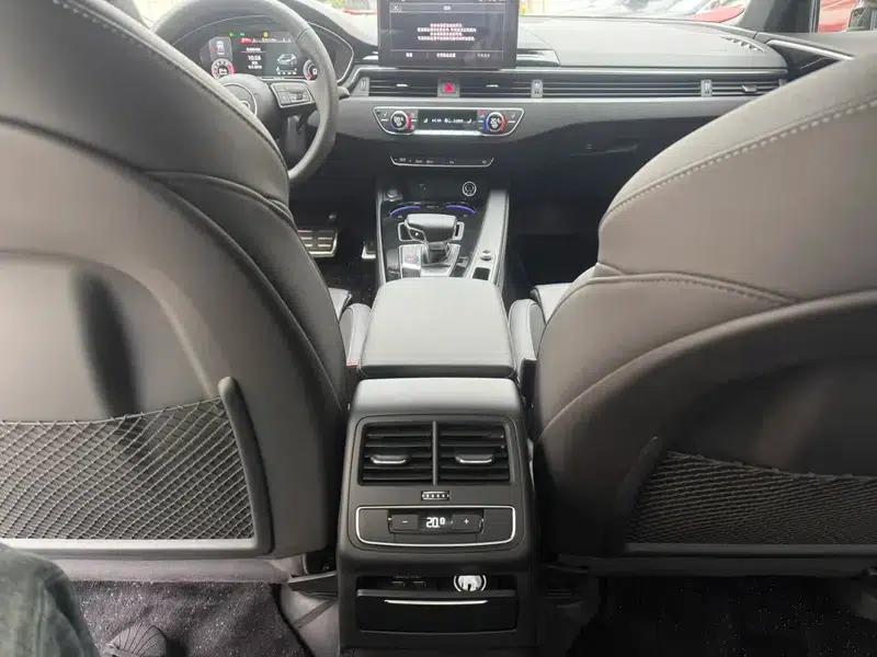 Audi A4L 2022 40 TFSI Luxury Dynamic — миниатюра 21