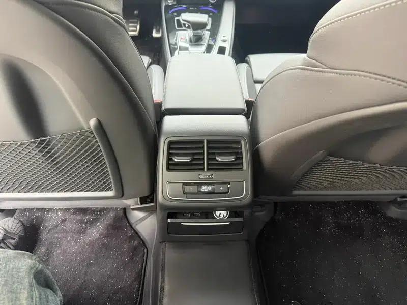 Audi A4L 2022 40 TFSI Luxury Dynamic — миниатюра 7