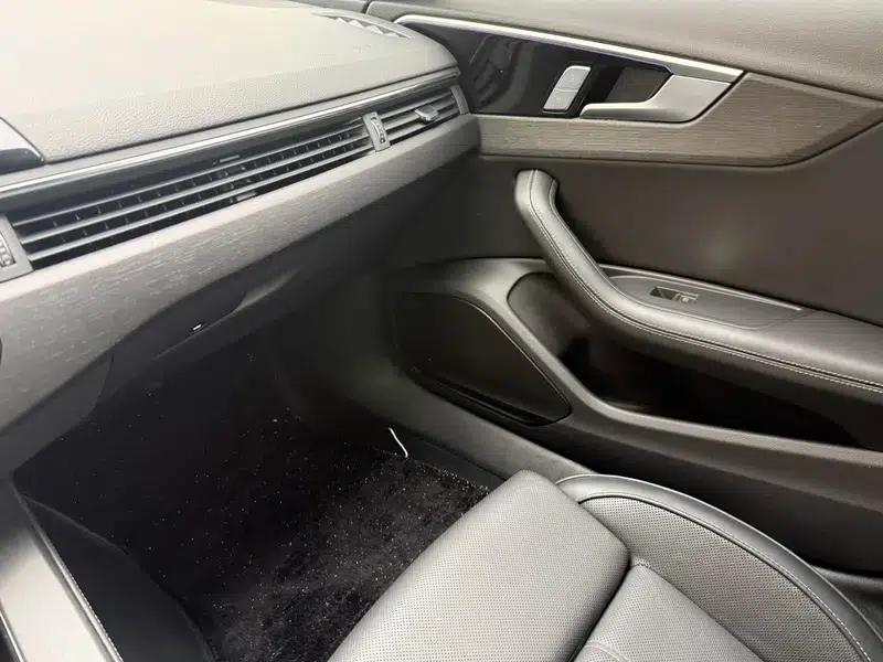 Audi A4L 2022 40 TFSI Luxury Dynamic — миниатюра 10