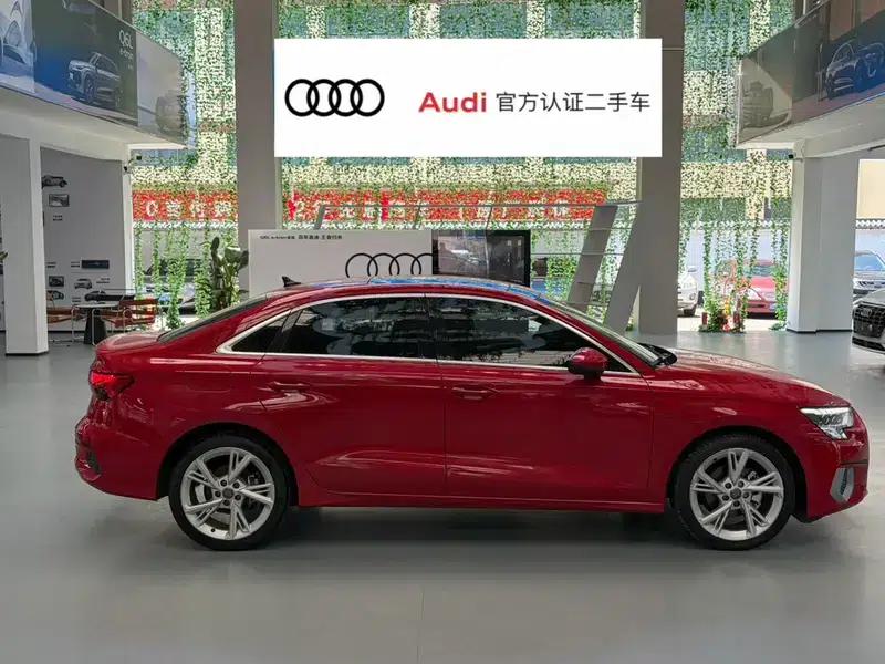 Audi A3 2021 A3L Limousine 35 TFSI Fashionable Elegant Model — миниатюра 5