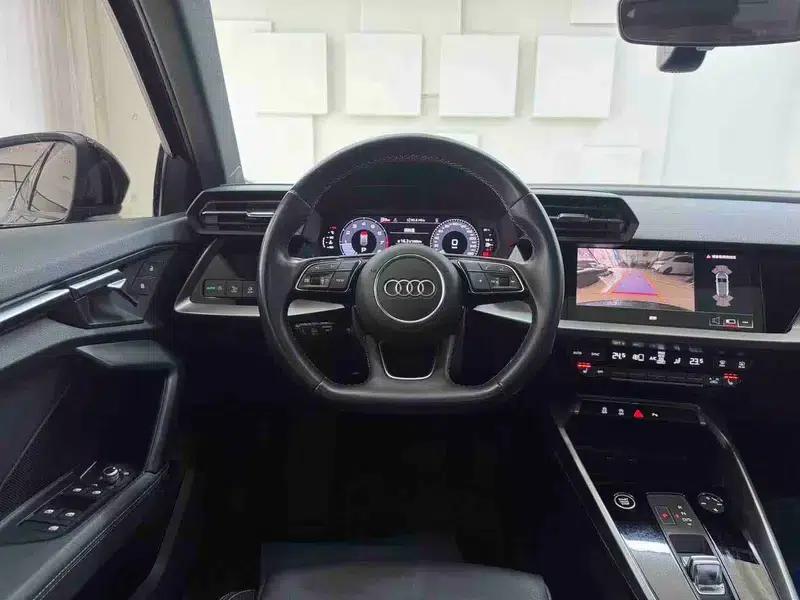Audi A3 2022 Sportback 35 TFSI Fashion Sport — миниатюра 17