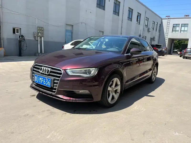 Audi A3 2014 Limousine 35 TFSI Automatic Comfort — миниатюра 1