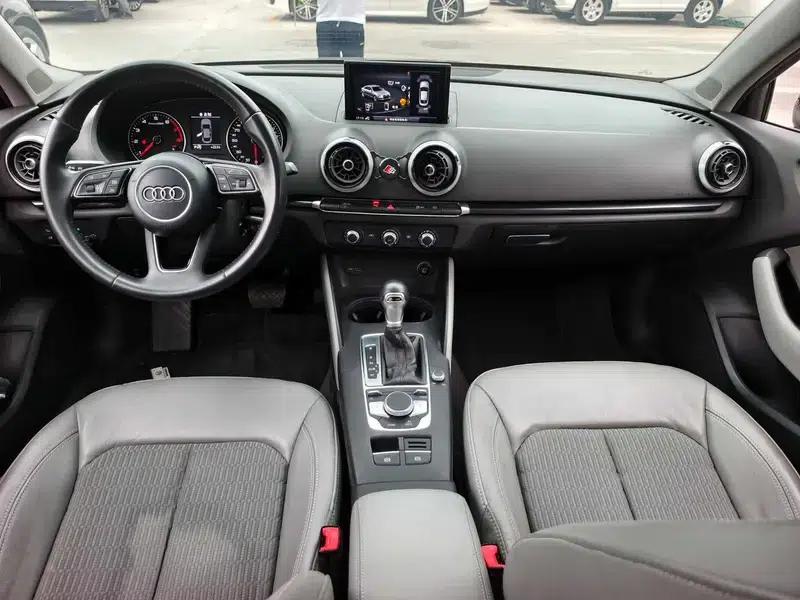 Audi A3 2018 30th Anniversary Edition Limousine 35 TFSI Fashion Model — миниатюра 12
