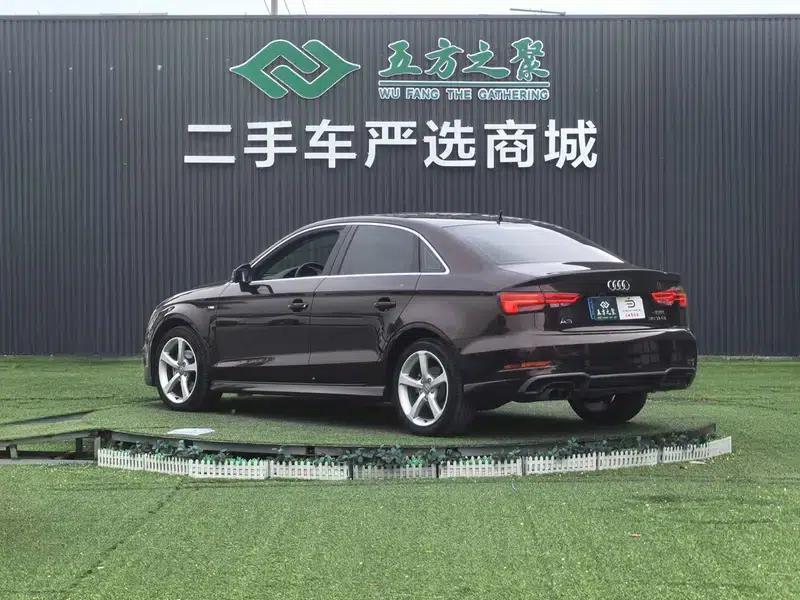 Audi A3 2018 30th Anniversary Edition Limousine 35 TFSI Fashion Model — миниатюра 5