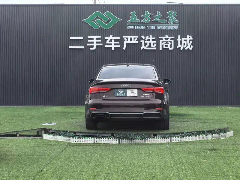 Audi A3 2018 30th Anniversary Edition Limousine 35 TFSI Fashion Model — миниатюра 6