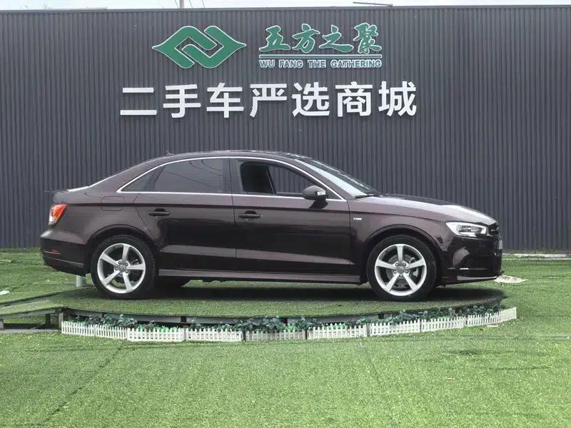 Audi A3 2018 30th Anniversary Edition Limousine 35 TFSI Fashion Model — миниатюра 8