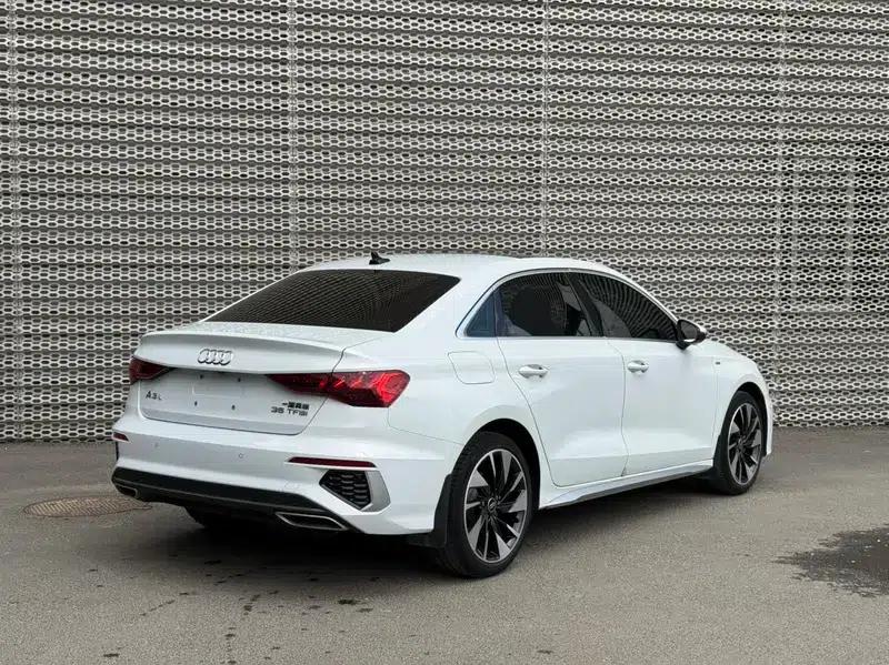2024 Audi A3 A3L Limousine 35 TFSI Fashion Sport — миниатюра 4