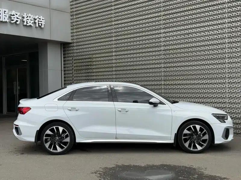 2024 Audi A3 A3L Limousine 35 TFSI Fashion Sport — миниатюра 5