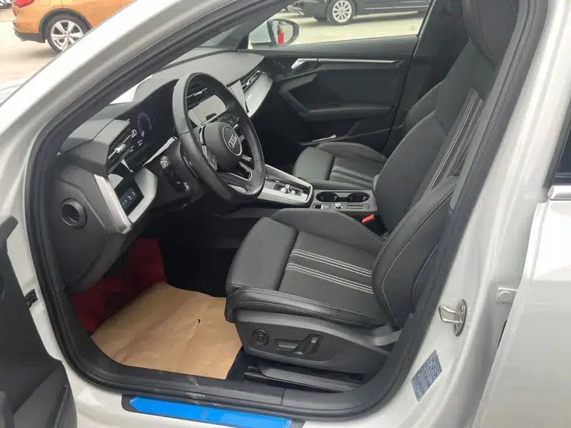 Audi A3 2024 Sportback 35 TFSI Fashion Sport — миниатюра 13