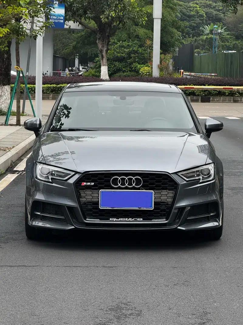 Audi A3 2018 30th Anniversary Edition Limousine 35 TFSI Fashion Model — миниатюра 2