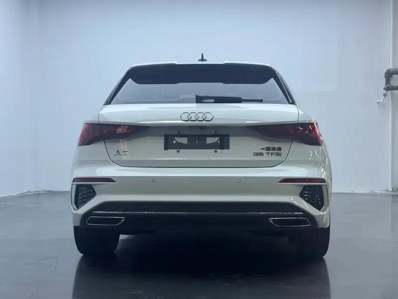 Audi A3 2022 Sportback 35 TFSI Fashion Sport — миниатюра 3