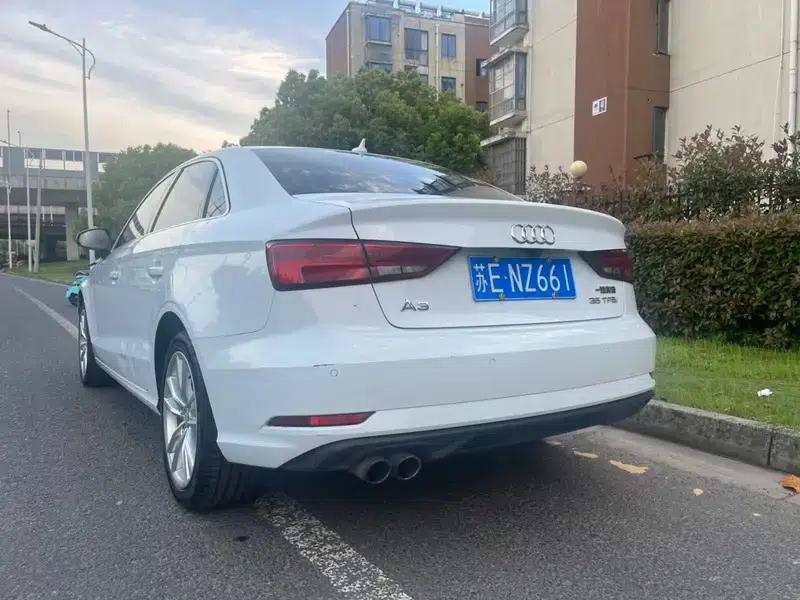 Audi A3 2018 30th Anniversary Edition Limousine 35 TFSI Progressive — миниатюра 5