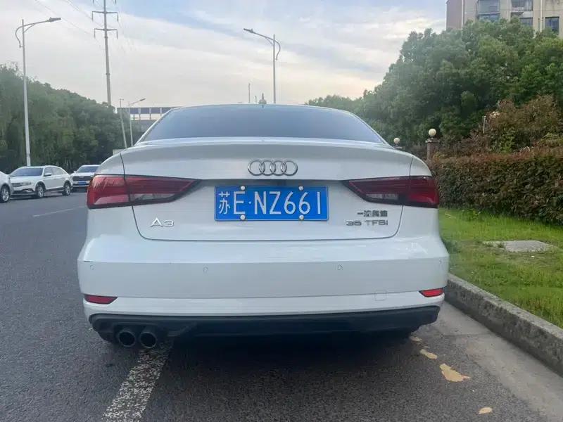 Audi A3 2018 30th Anniversary Edition Limousine 35 TFSI Progressive — миниатюра 6