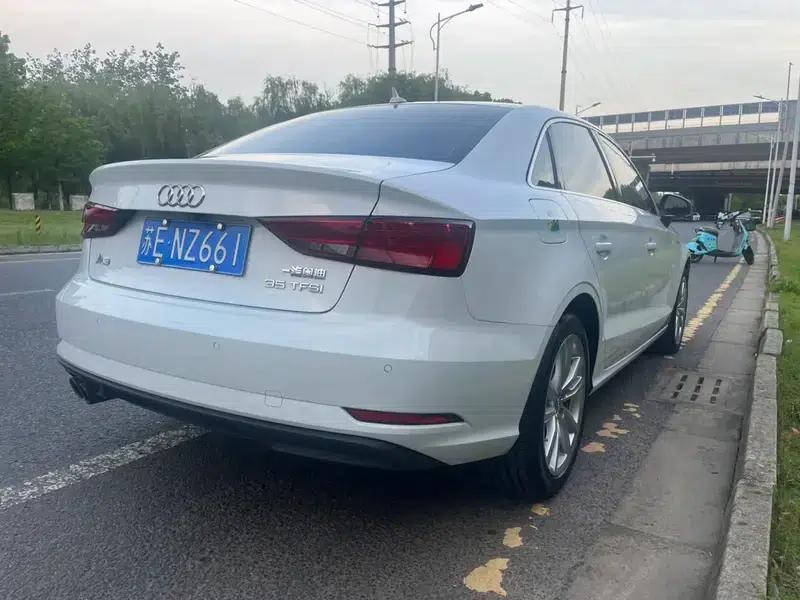 Audi A3 2018 30th Anniversary Edition Limousine 35 TFSI Progressive — миниатюра 7