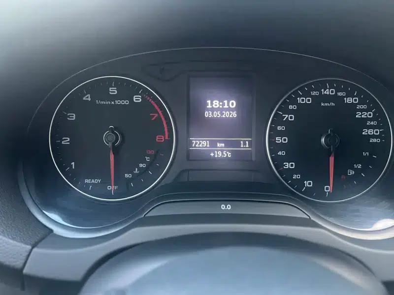 Audi A3 2018 30th Anniversary Edition Limousine 35 TFSI Progressive — миниатюра 10