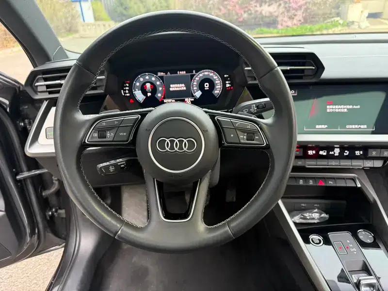 Audi A3 2023 Sportback 35 TFSI Fashion Sport — миниатюра 15