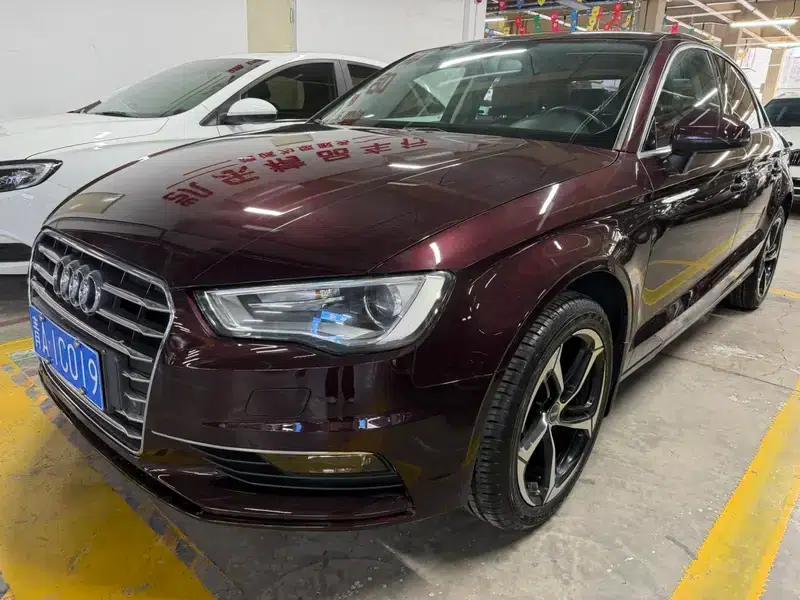 Audi A3 2014 Limousine 35 TFSI Automatic Luxury — миниатюра 1