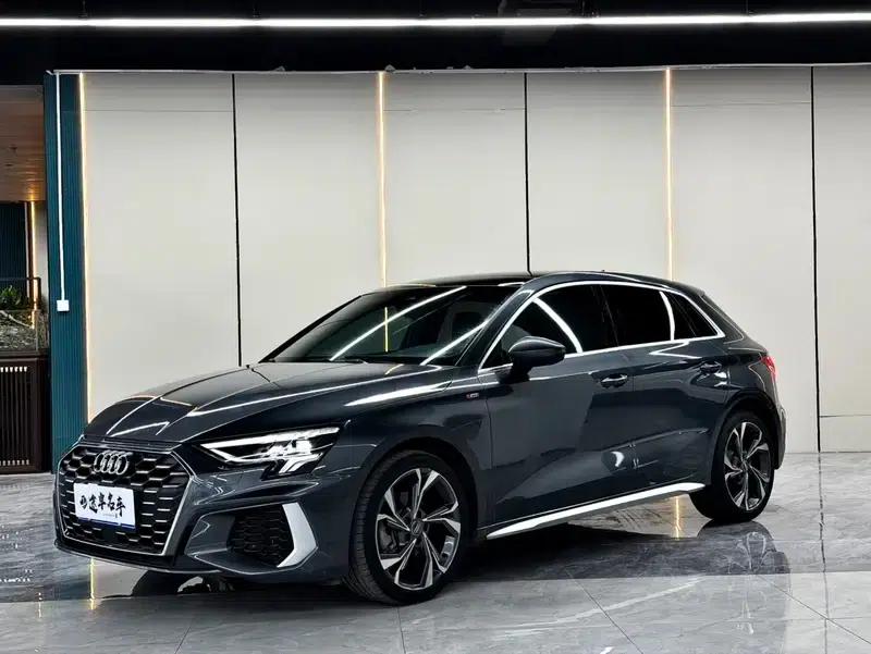 Audi A3 2021 Sportback 35 TFSI Luxury Sport — миниатюра 1