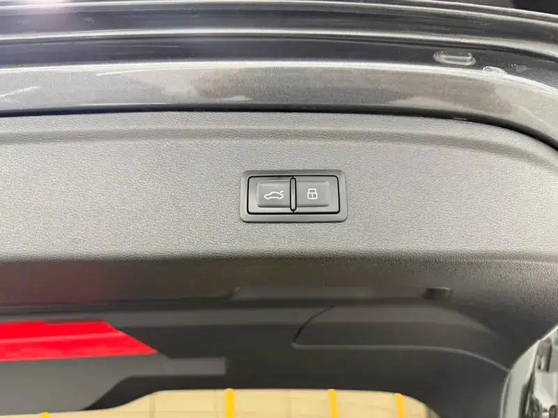 Audi A3 2021 Sportback 35 TFSI Luxury Sport — миниатюра 8