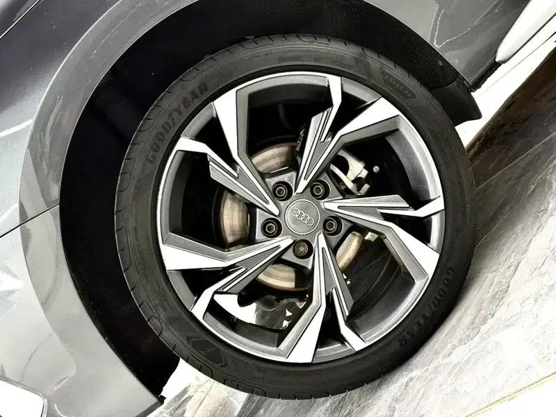 Audi A3 2021 Sportback 35 TFSI Luxury Sport — миниатюра 10