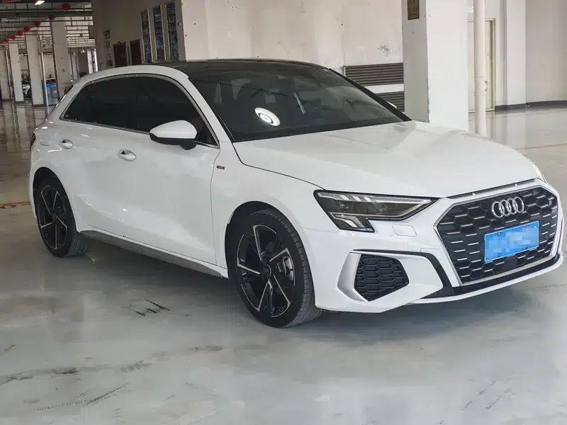 Audi A3 2022 Sportback 35 TFSI Fashion Sport — миниатюра 3
