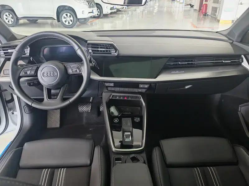 Audi A3 2022 Sportback 35 TFSI Fashion Sport — миниатюра 7