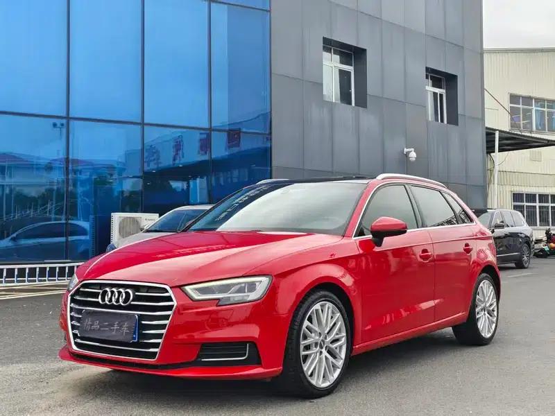 Audi A3 2018 30th Anniversary Edition Sportback 35 TFSI Fashion Model — миниатюра 1