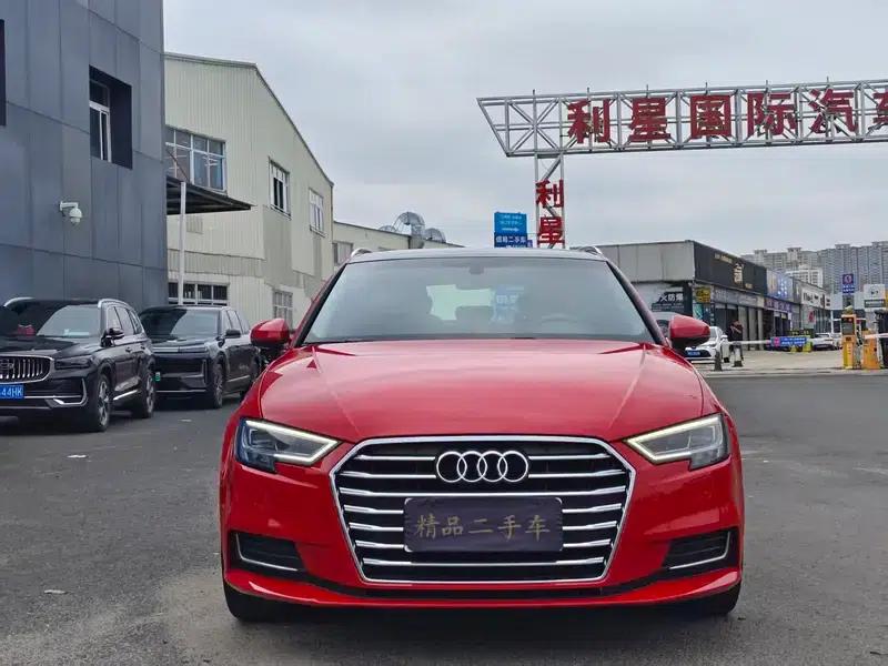 Audi A3 2018 30th Anniversary Edition Sportback 35 TFSI Fashion Model — миниатюра 2