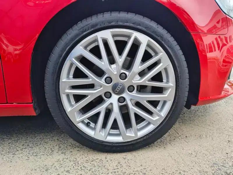 Audi A3 2018 30th Anniversary Edition Sportback 35 TFSI Fashion Model — миниатюра 7