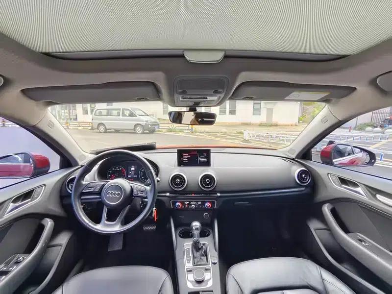 Audi A3 2018 30th Anniversary Edition Sportback 35 TFSI Fashion Model — миниатюра 10