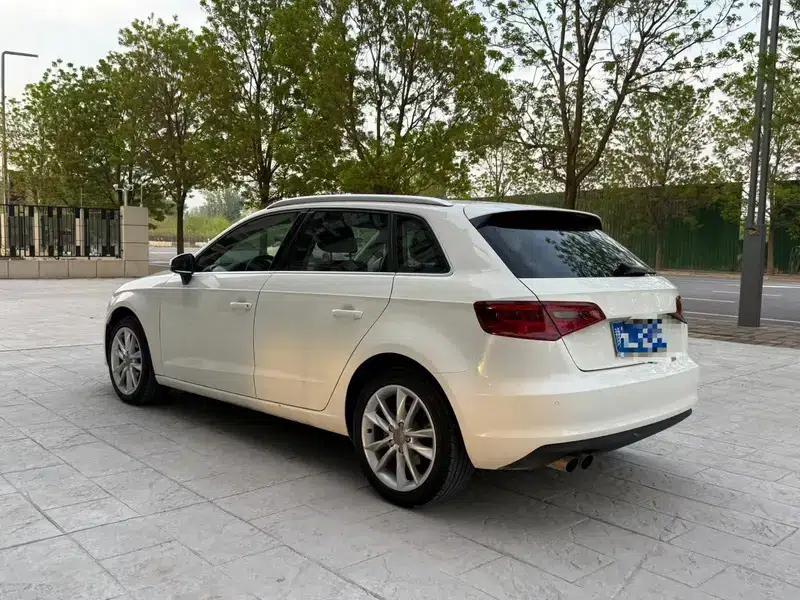 Audi A3 2014 Sportback 35 TFSI Automatic Comfort — миниатюра 4