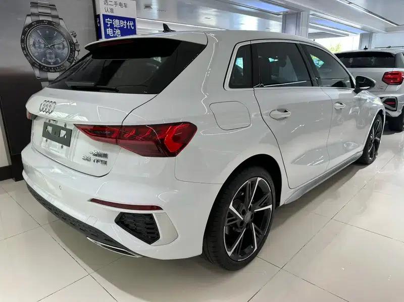 Audi A3 2021 Sportback 35 TFSI Fashion Sport — миниатюра 6