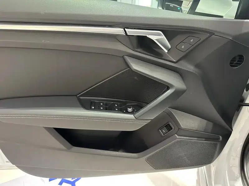 Audi A3 2021 Sportback 35 TFSI Fashion Sport — миниатюра 9