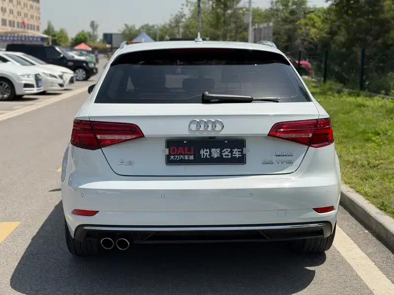 Audi A3 2018 30th Anniversary Edition Sportback 35 TFSI Fashion Edition — миниатюра 5