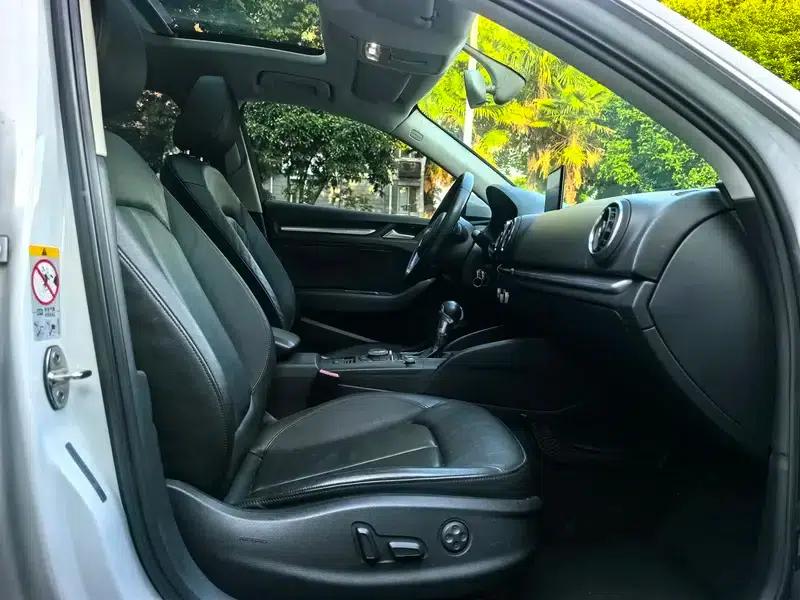 Audi A3 2014 Sportback 35 TFSI Automatic Comfort — миниатюра 13
