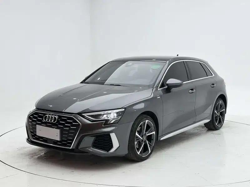 Audi A3 2024 Sportback 35 TFSI Fashion Sport — миниатюра 1