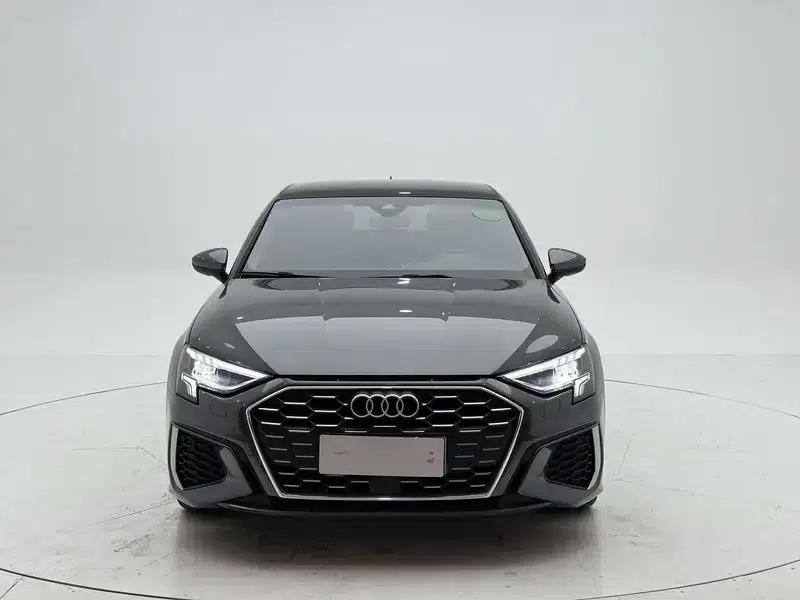 Audi A3 2024 Sportback 35 TFSI Fashion Sport — миниатюра 2