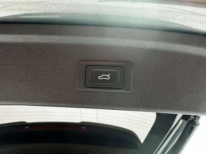 Audi A3 2024 Sportback 35 TFSI Fashion Sport — миниатюра 11